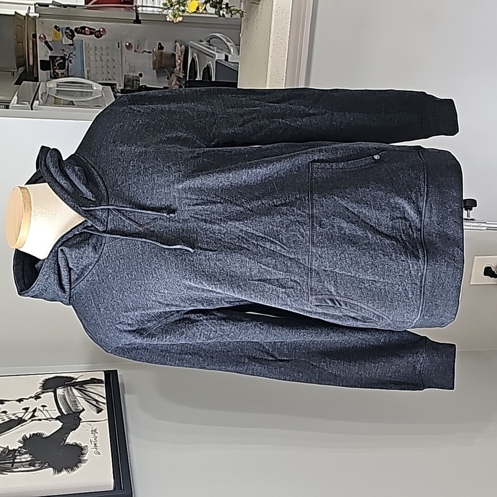 THREADS 4‎ THOUGHT hoodie. Size small. Soft and cozy. Charcoal gray.
